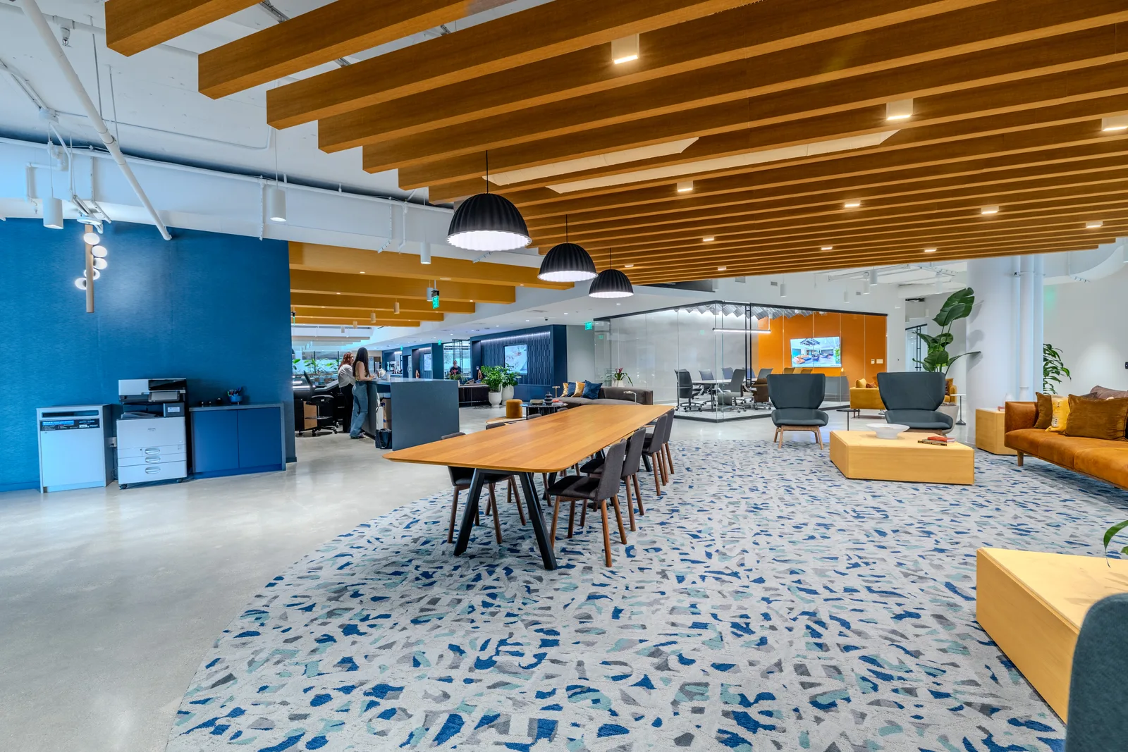 The common area and reception at CENTRL South Bay II.